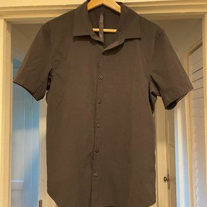 Lululemon Airing Easy Short Sleeve Shirt Size Medium